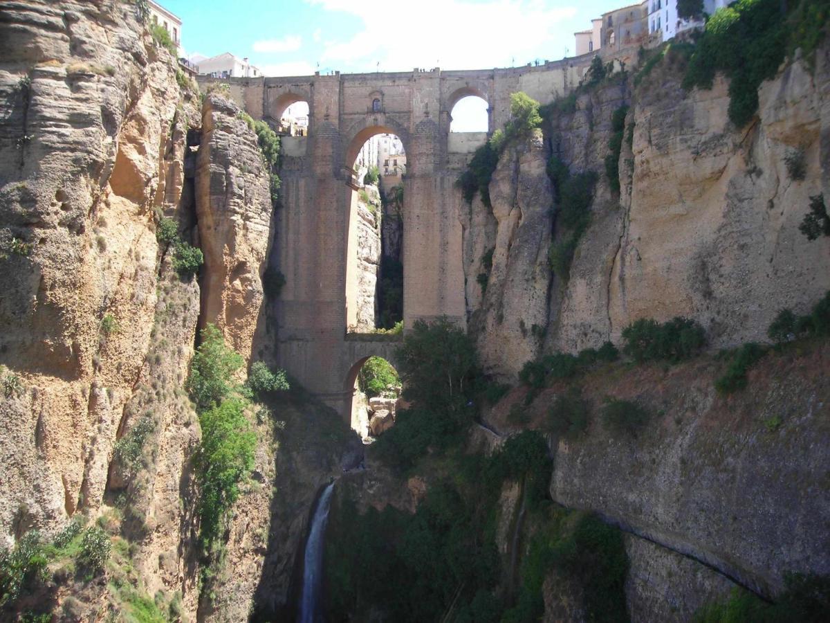 Viviendas Turisticas Los Arrayanes Ronda Exterior photo